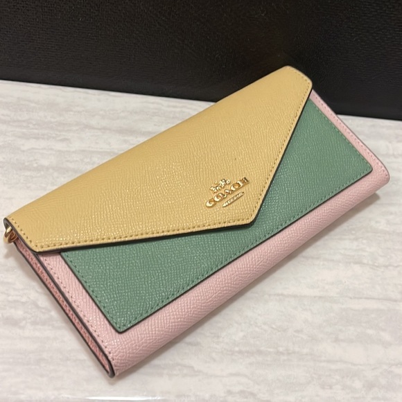 Coach Slim Envelope Wallet With Chain - Picture 8 of 13